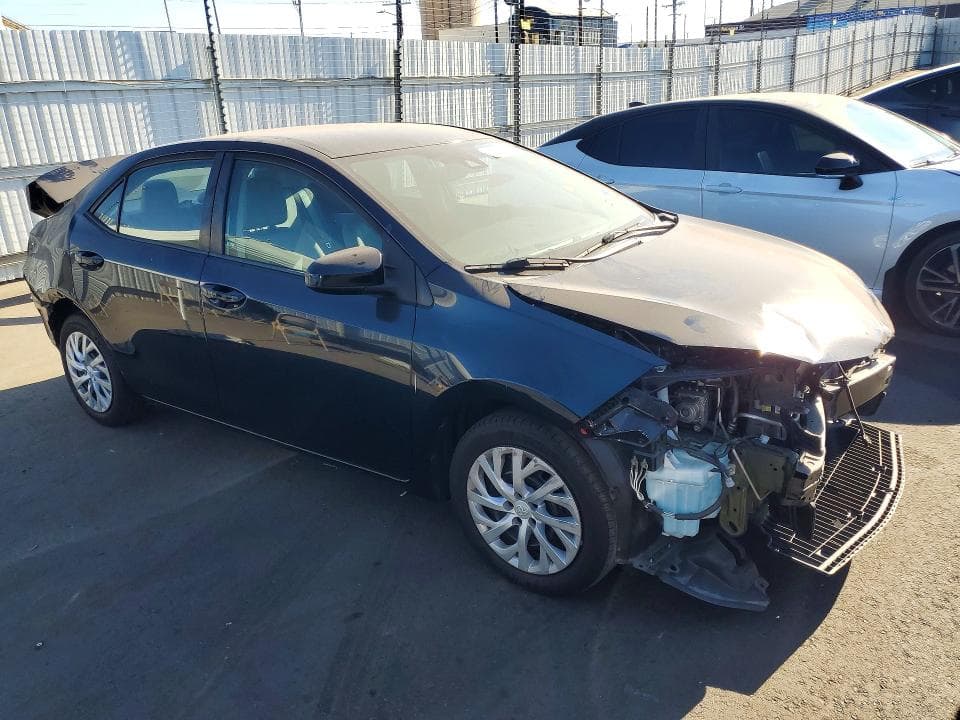 2019 TOYOTA COROLLA LE 4
