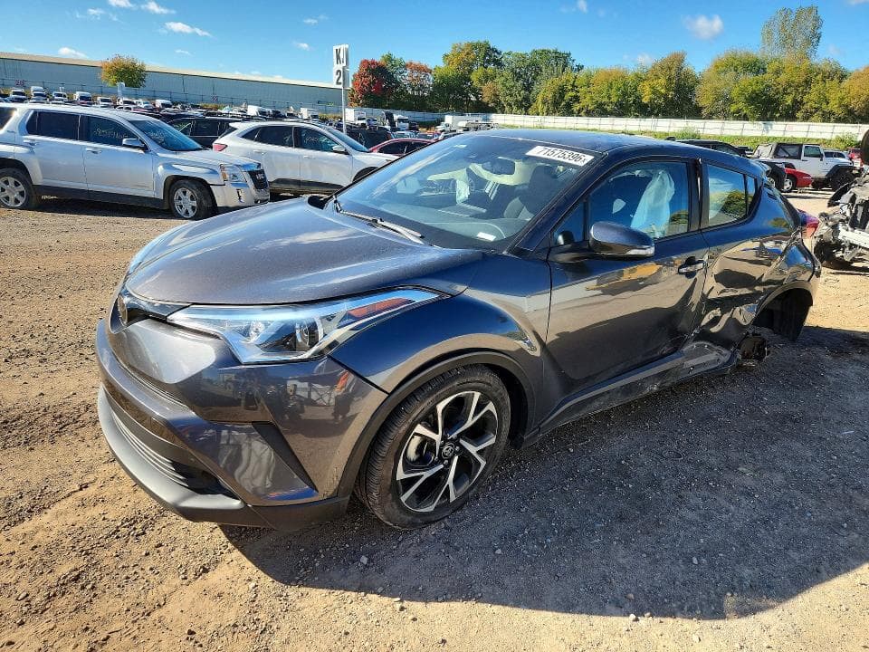 2018 TOYOTA C-HR XLE PREMIUM