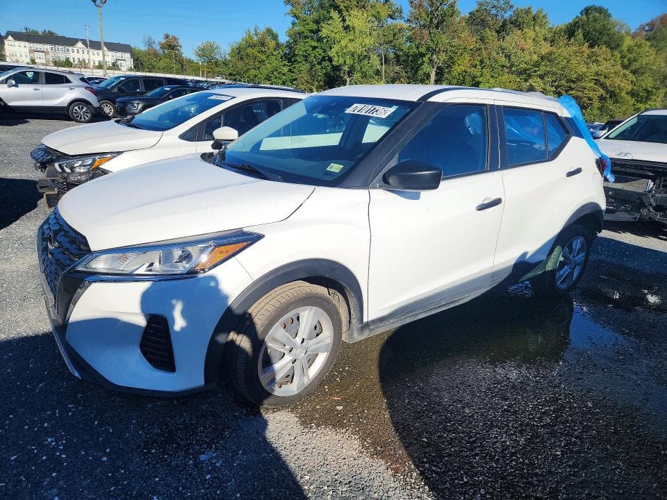 2024 NISSAN KICKS S