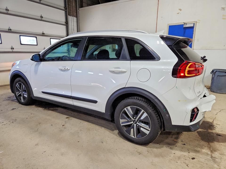 2022 KIA NIRO EX 2