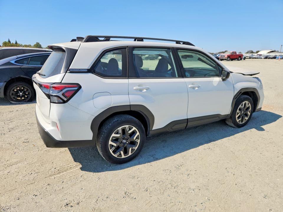 2025 SUBARU FORESTER 3