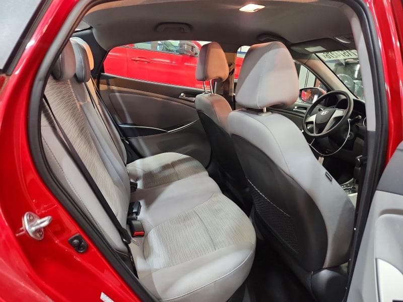 2017 HYUNDAI ACCENT SE 10