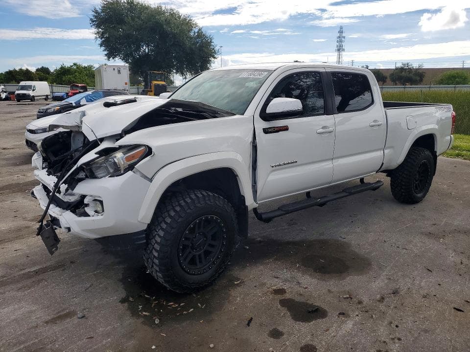 2017 TOYOTA TACOMA TRD SPORT