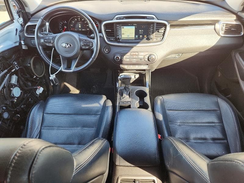 2017 KIA SORENTO SX V6 8