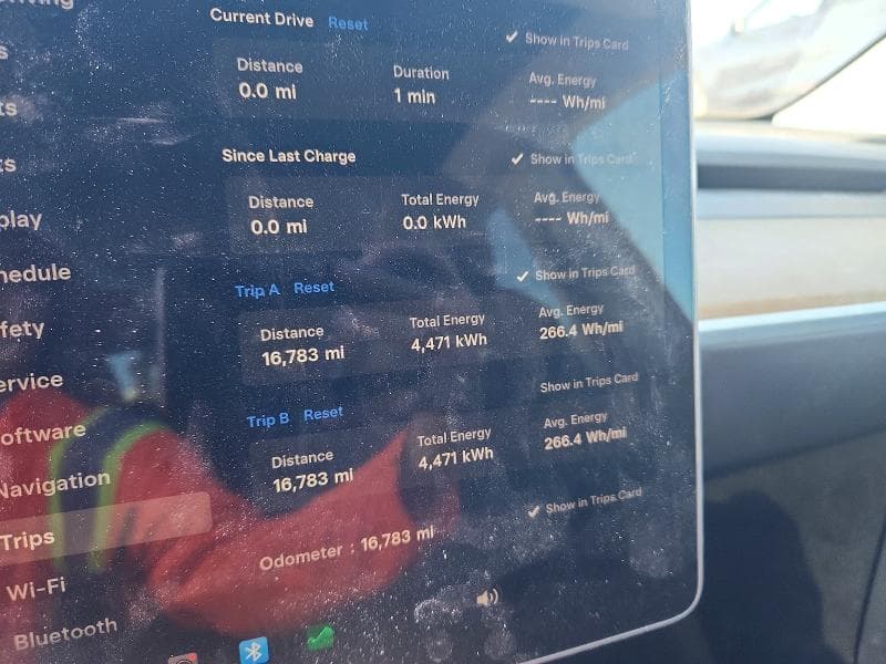 2023 TESLA MODEL Y 9