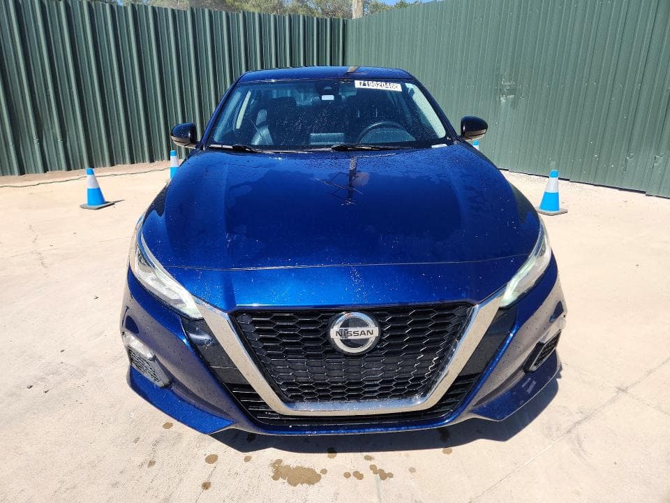 2022 NISSAN ALTIMA SR 5