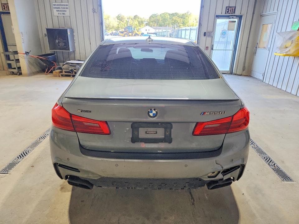 2018 BMW M550XI 6