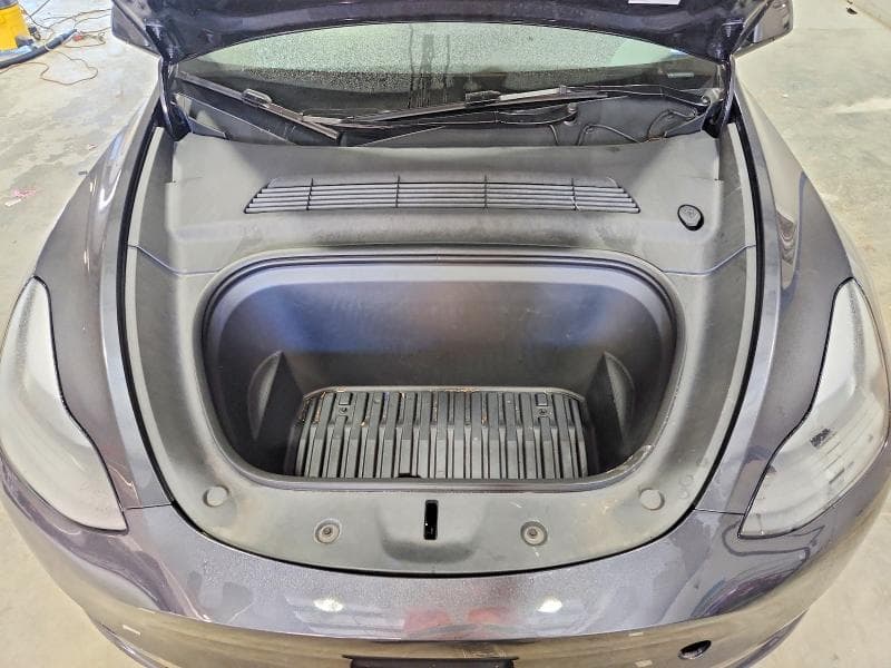 2024 TESLA MODEL Y 11