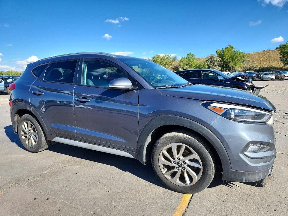 2017 HYUNDAI TUCSON SE PLUS 4