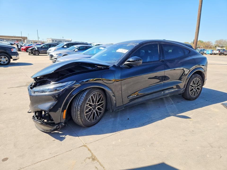 2024 FORD MUSTANG MACH-E PREMIUM - 1