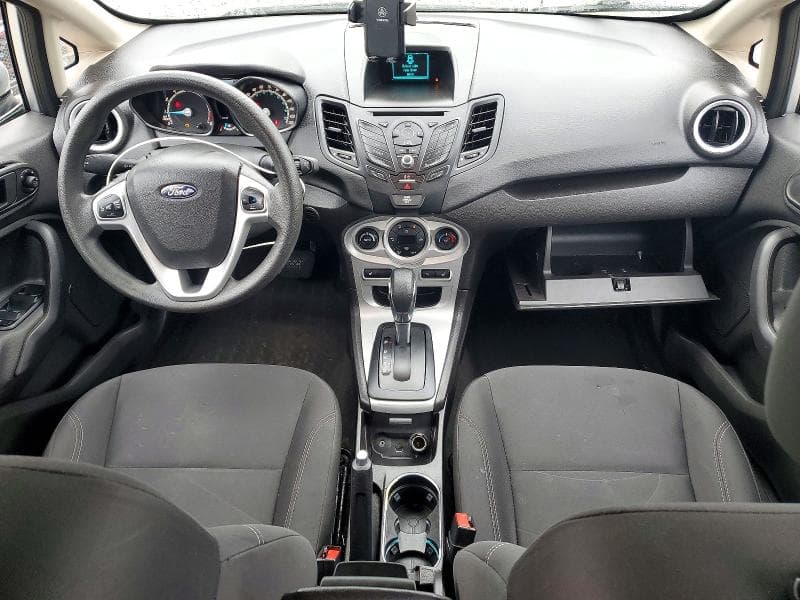 2017 FORD FIESTA SE 8