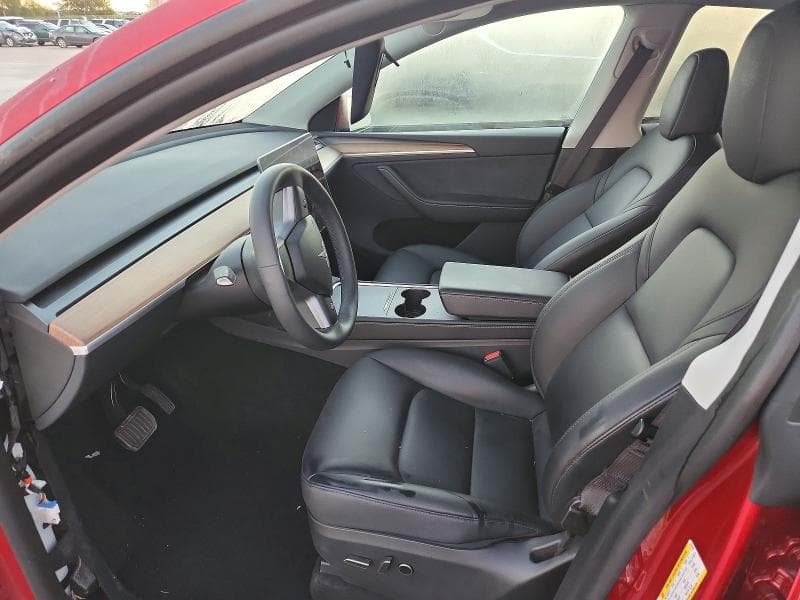2025 TESLA MODEL Y 7