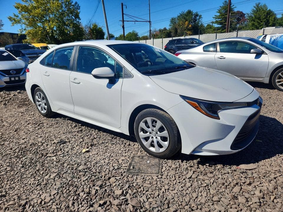 2024 TOYOTA COROLLA LE 4