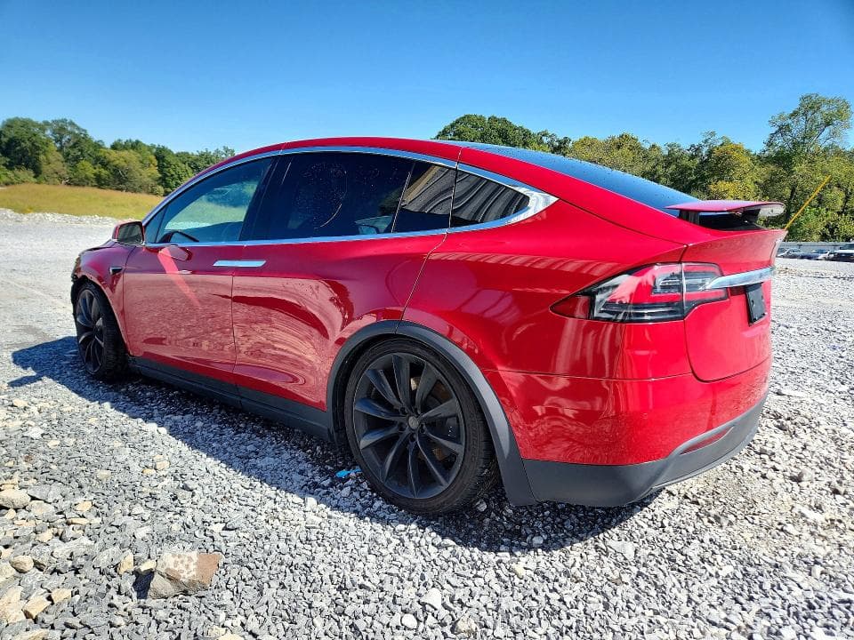2020 TESLA MODEL X 2