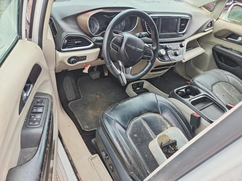 2018 CHRYSLER PACIFICA TOURING L 8