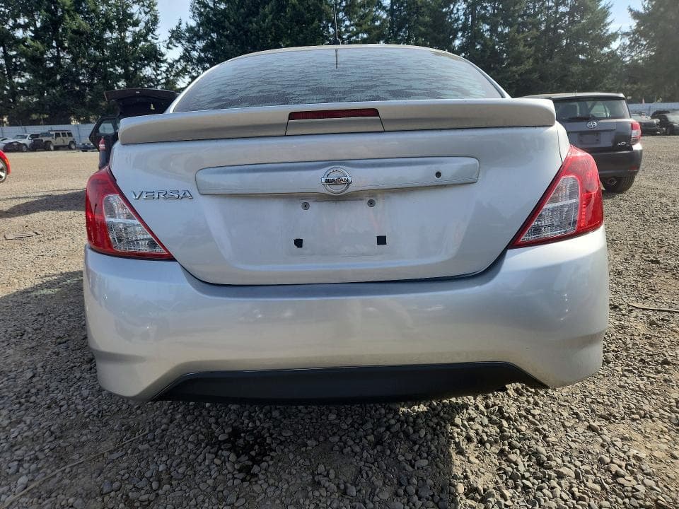 2018 NISSAN VERSA S PLUS 6