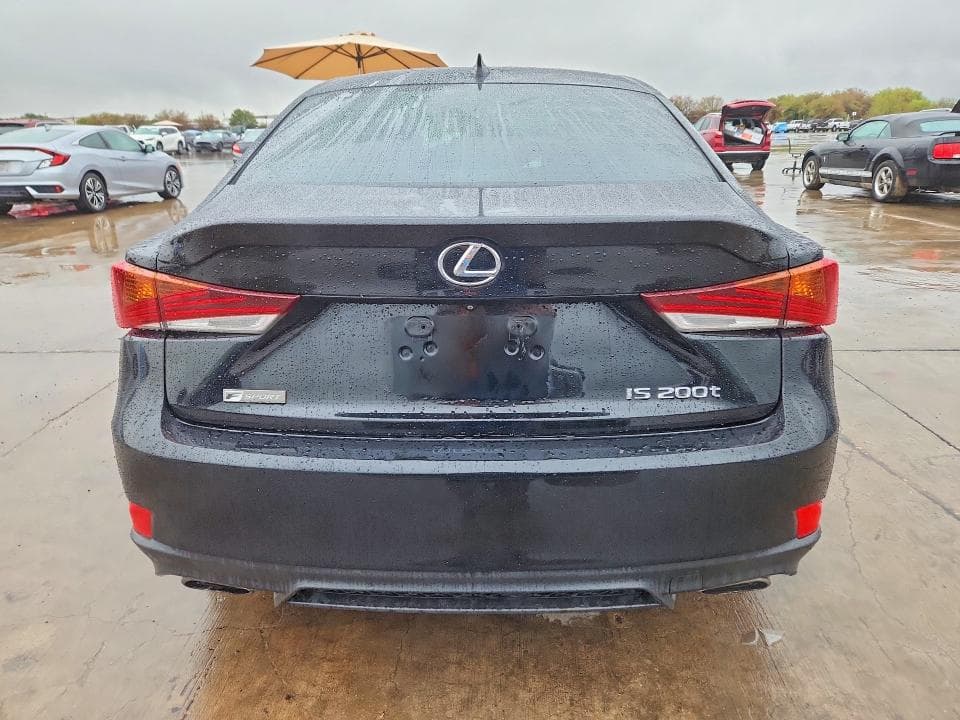 2017 LEXUS IS 200T 6