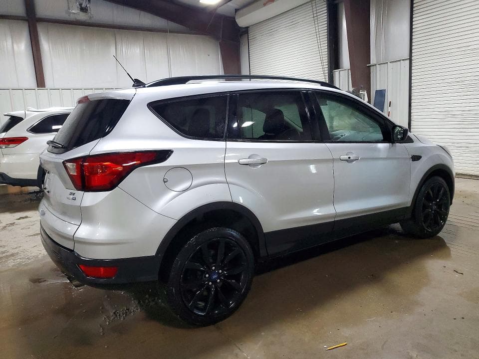 2019 FORD ESCAPE SE 3