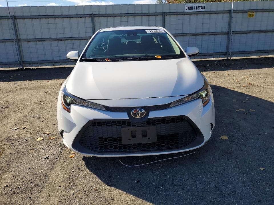 2022 TOYOTA COROLLA LE 5