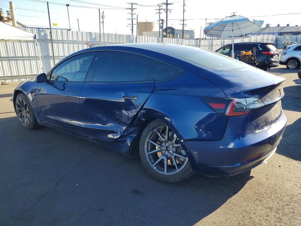 2018 TESLA MODEL 3 2