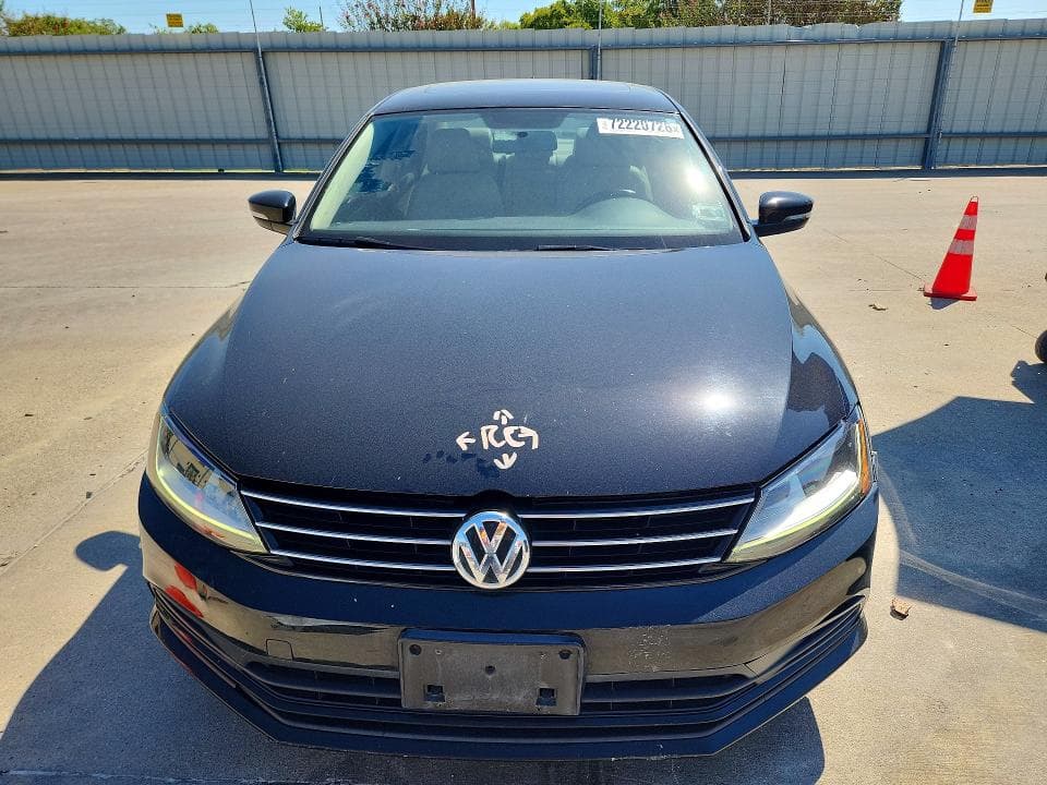 2017 VOLKSWAGEN JETTA SE 5