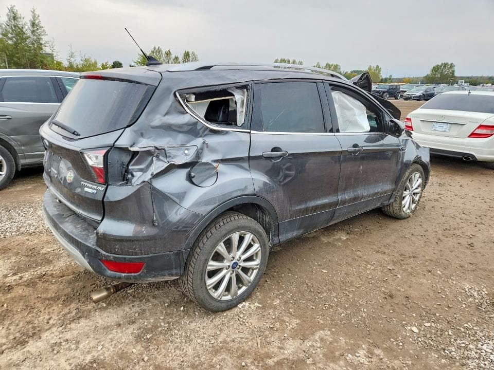 2018 FORD ESCAPE TITANIUM 3