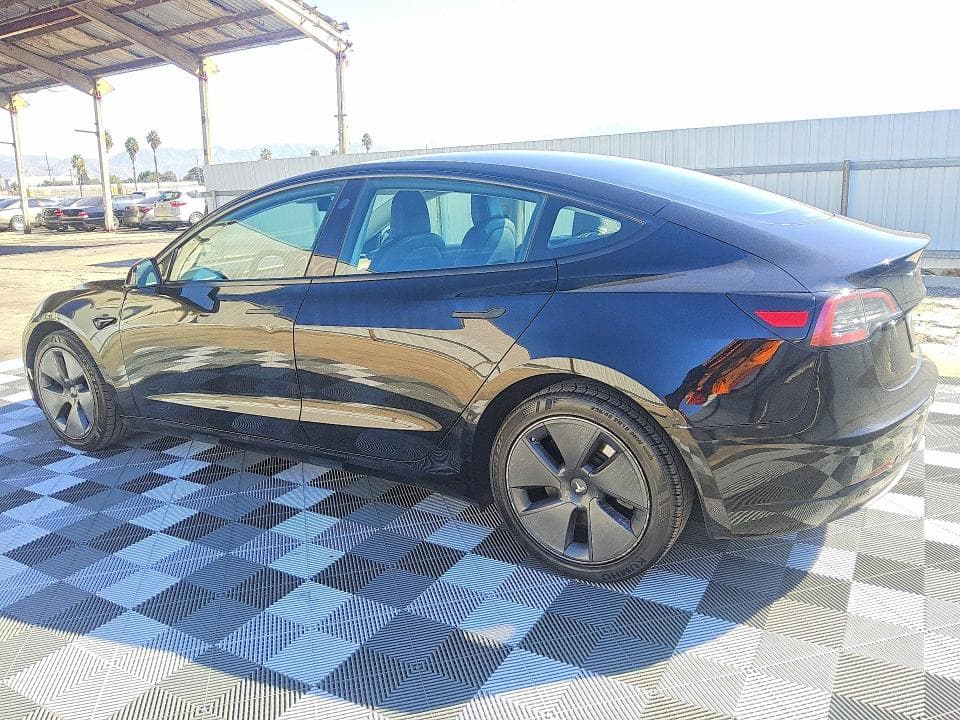 2023 TESLA MODEL 3 2
