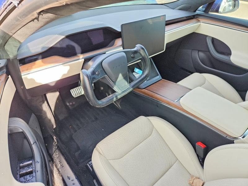 2022 TESLA MODEL S 8