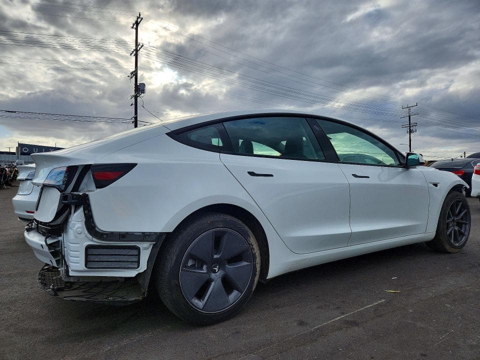 2023 TESLA MODEL 3 3