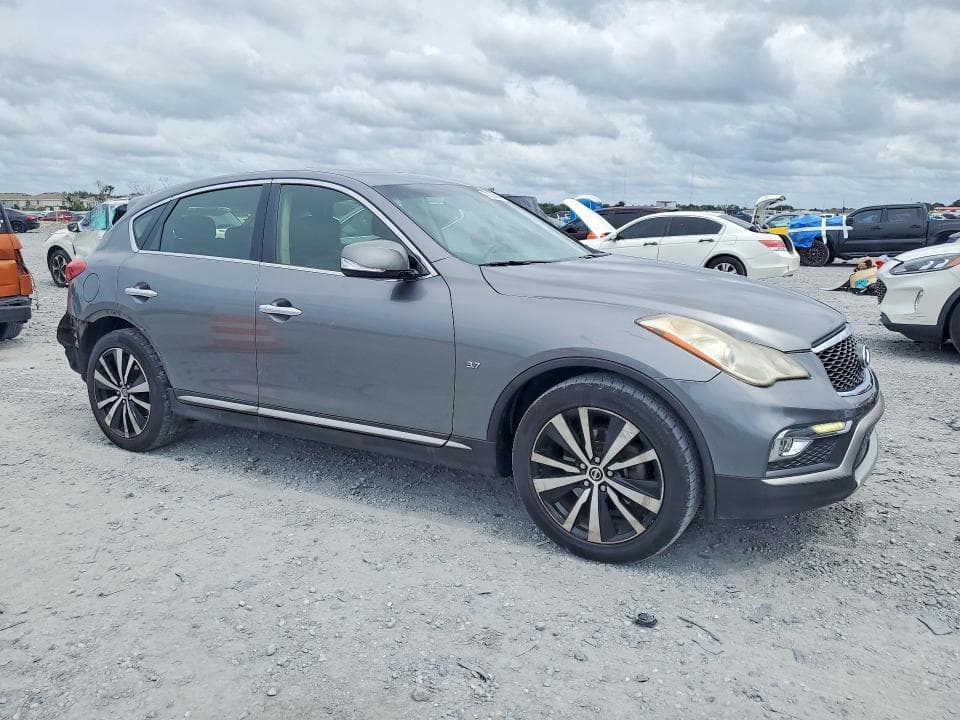 2017 INFINITI QX50 BASE 4