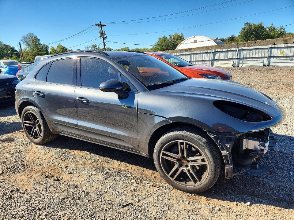 2020 PORSCHE MACAN 4