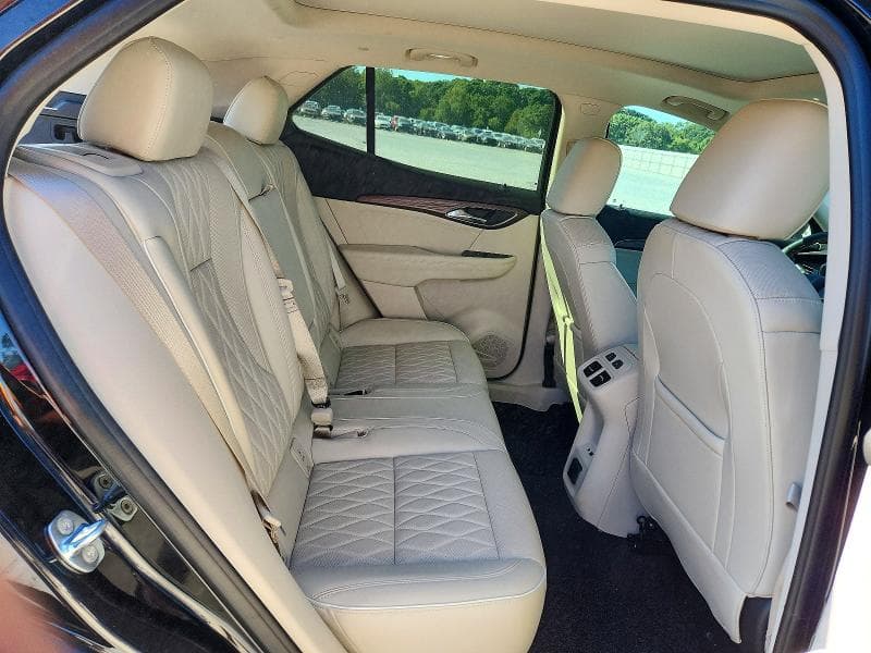 2023 BUICK ENVISION AVENIR 11