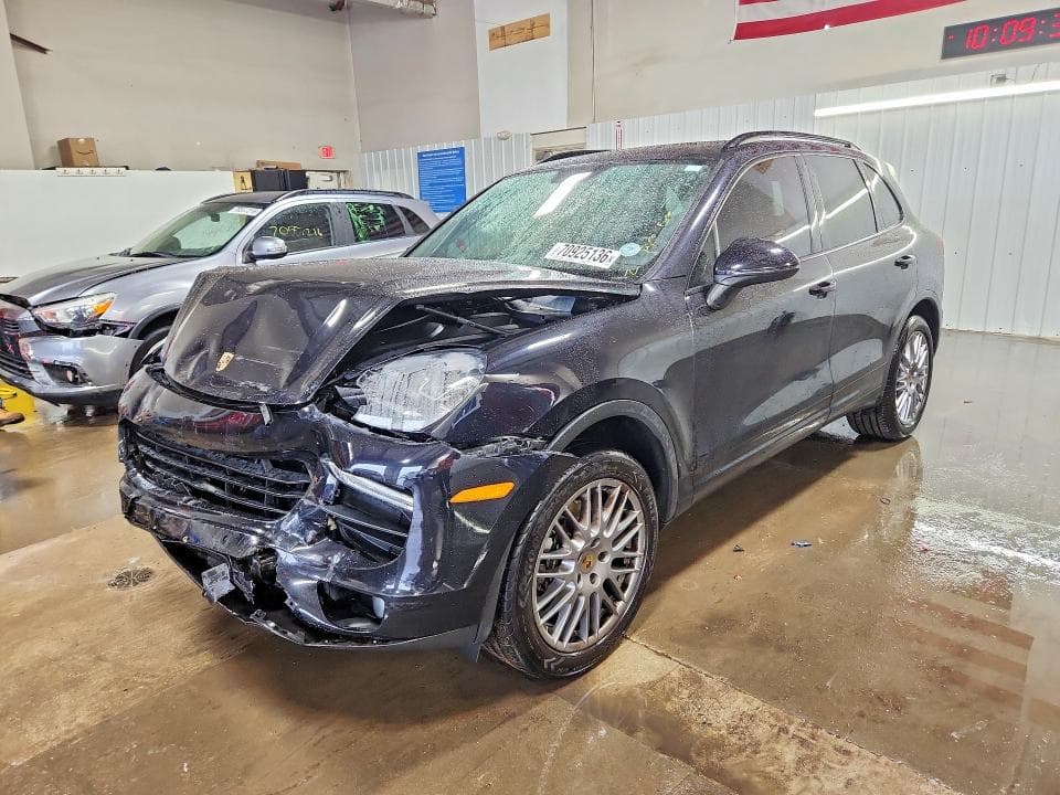 2018 PORSCHE CAYENNE - 1