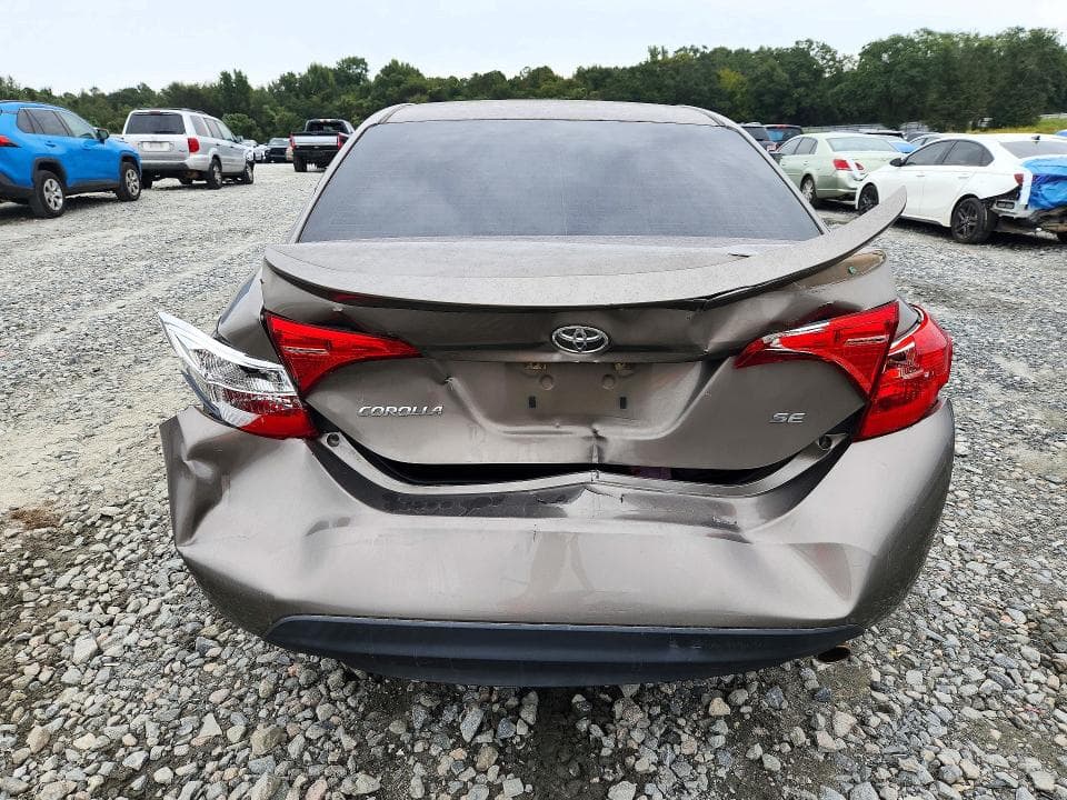 2019 TOYOTA COROLLA SE 6