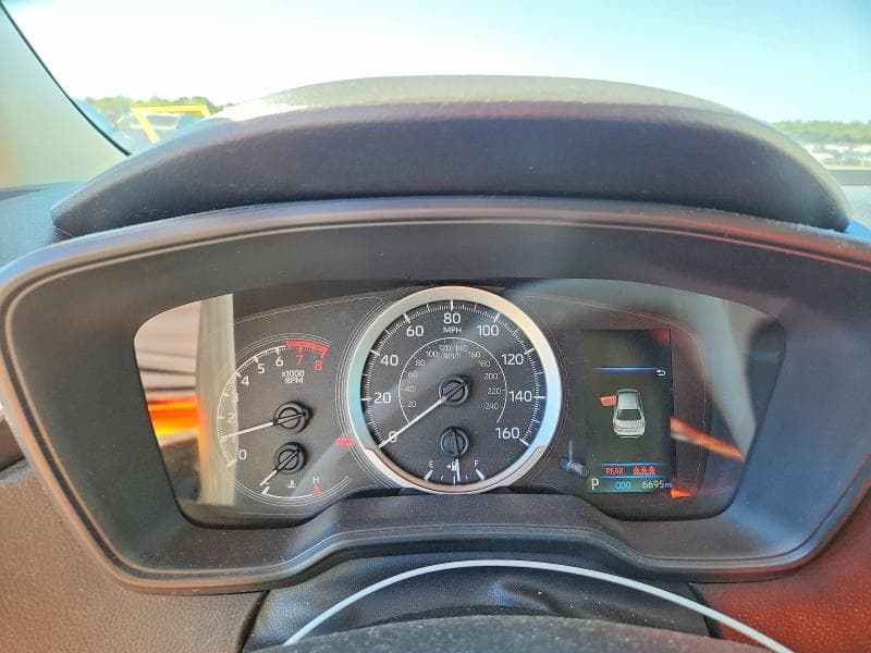 2022 TOYOTA COROLLA LE 9