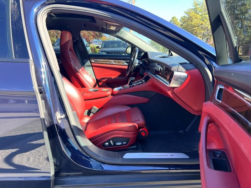 2018 PORSCHE PANAMERA 4 5