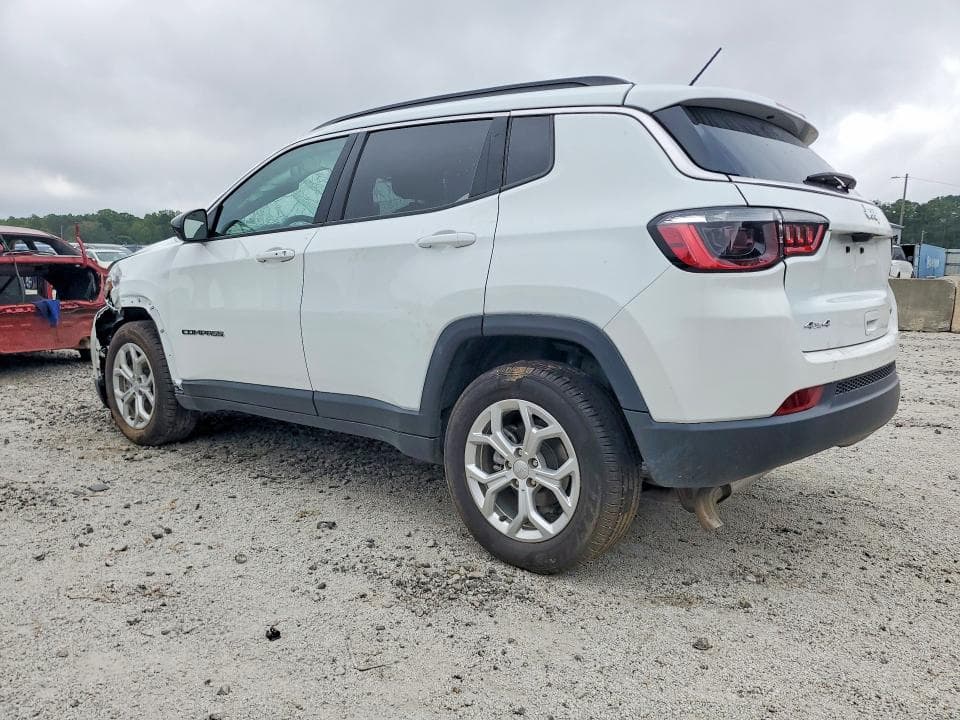 2024 JEEP COMPASS LATITUDE 2