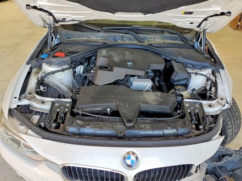 2018 BMW 320 XI 11