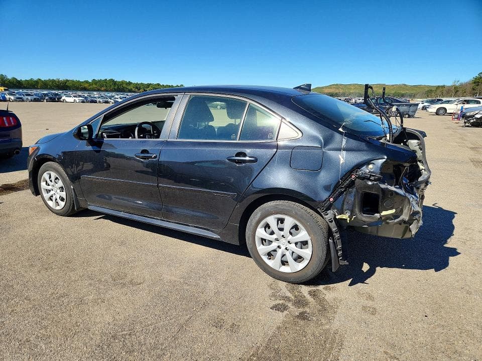 2022 TOYOTA COROLLA LE 2