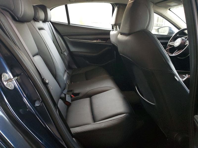 2021 MAZDA 3 10