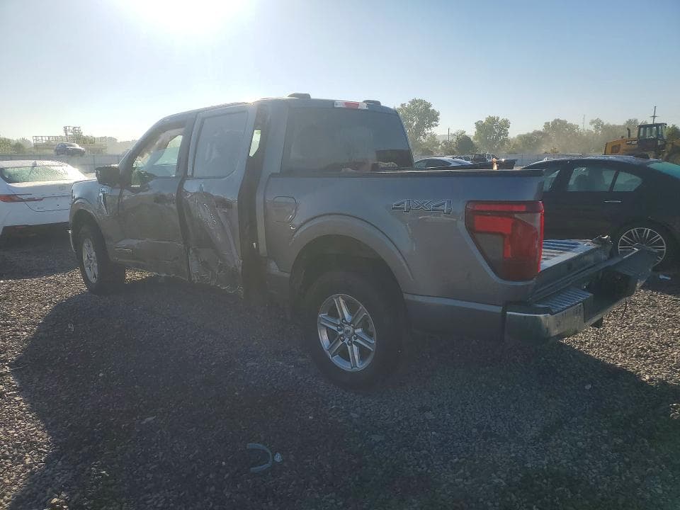 2024 FORD F150 XLT 2
