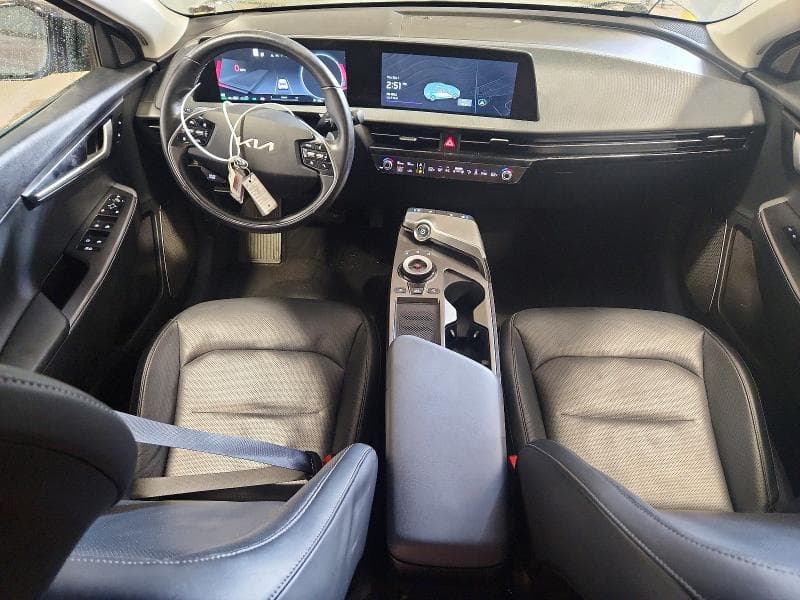 2023 KIA EV6 WIND 8