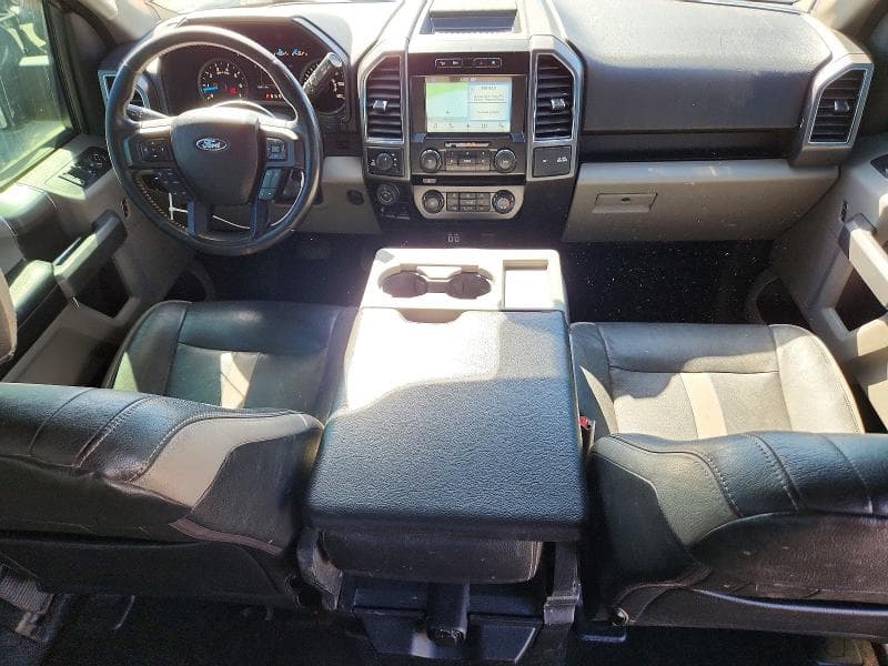 2017 FORD F150 SUPERCREW 8