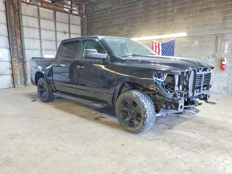 2019 RAM 1500 TRADESMAN 4