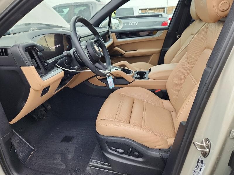 2025 PORSCHE CAYENNE 7