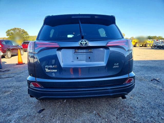 2018 TOYOTA RAV4 LE 6