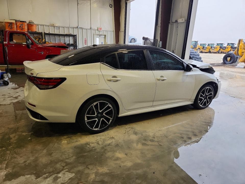 2025 NISSAN SENTRA SR 3