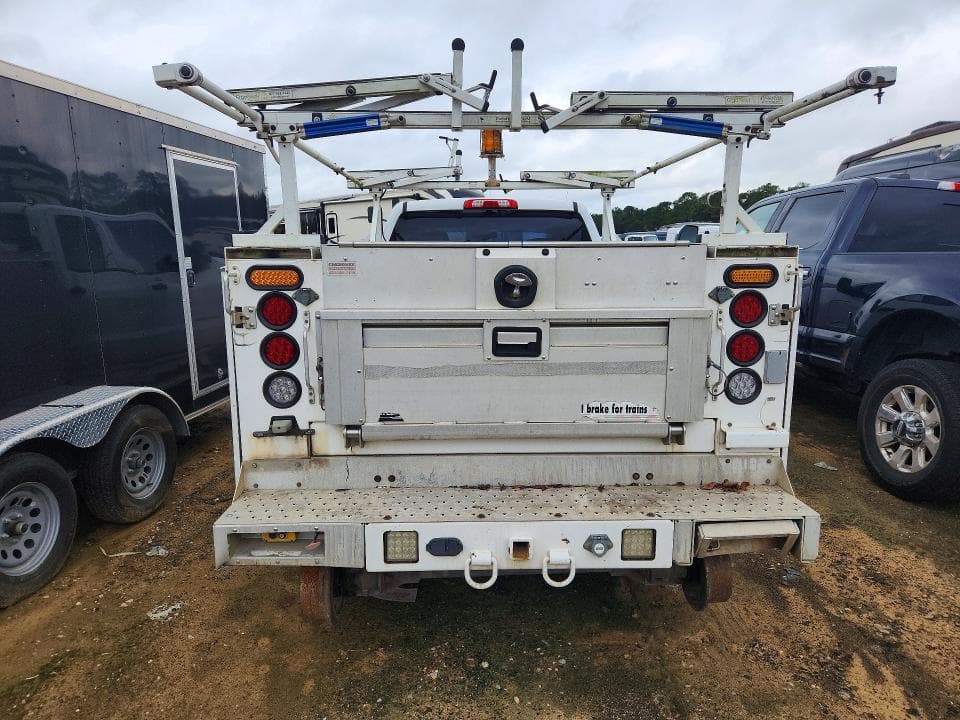 2017 CHEVROLET SILVERADO K3500 6