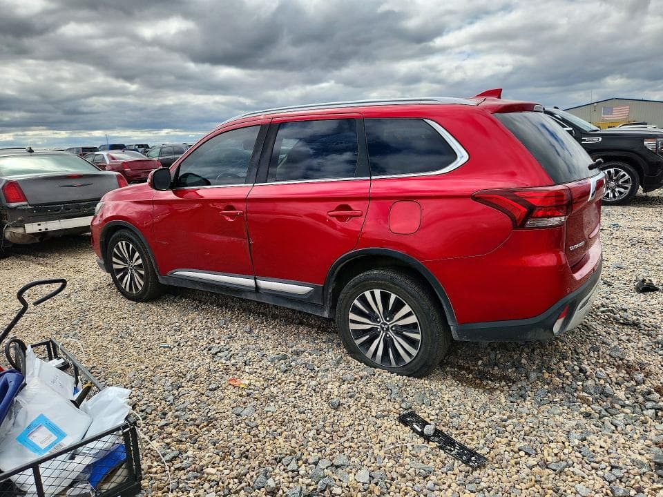 2020 MITSUBISHI OUTLANDER SE 2