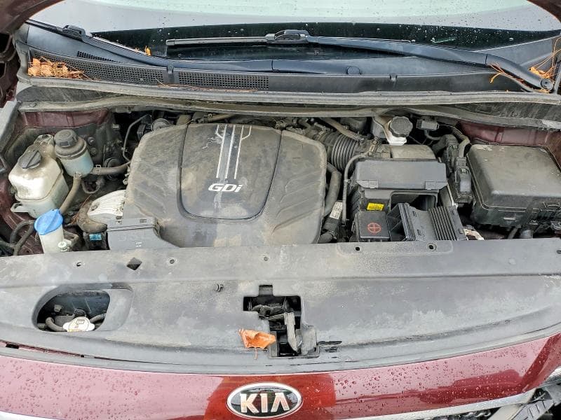 2017 KIA SEDONA LX 12